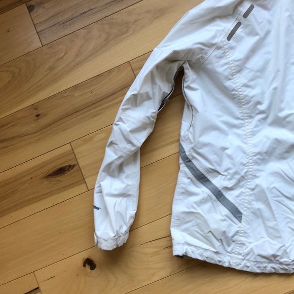 Eddie Bauer white jacket - Picture 6 of 7